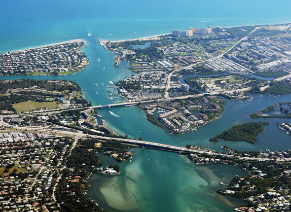 Modern tropical luxury landscape design and build in Jensen Beach Florida