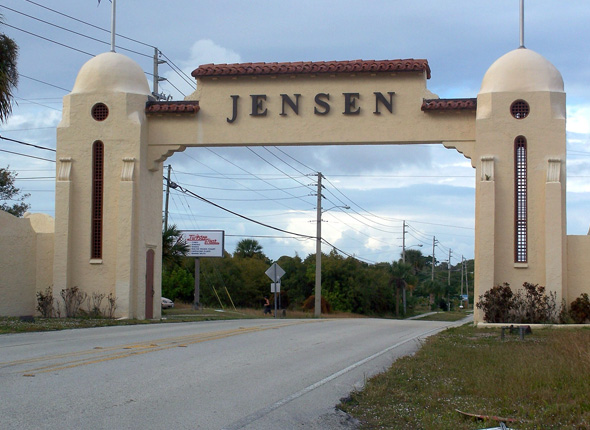 Modern tropical luxury landscape design and build in Jensen Beach Florida
